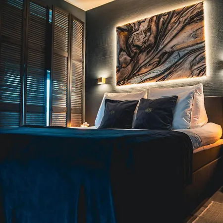 Apartment Sleep - Flats & *
